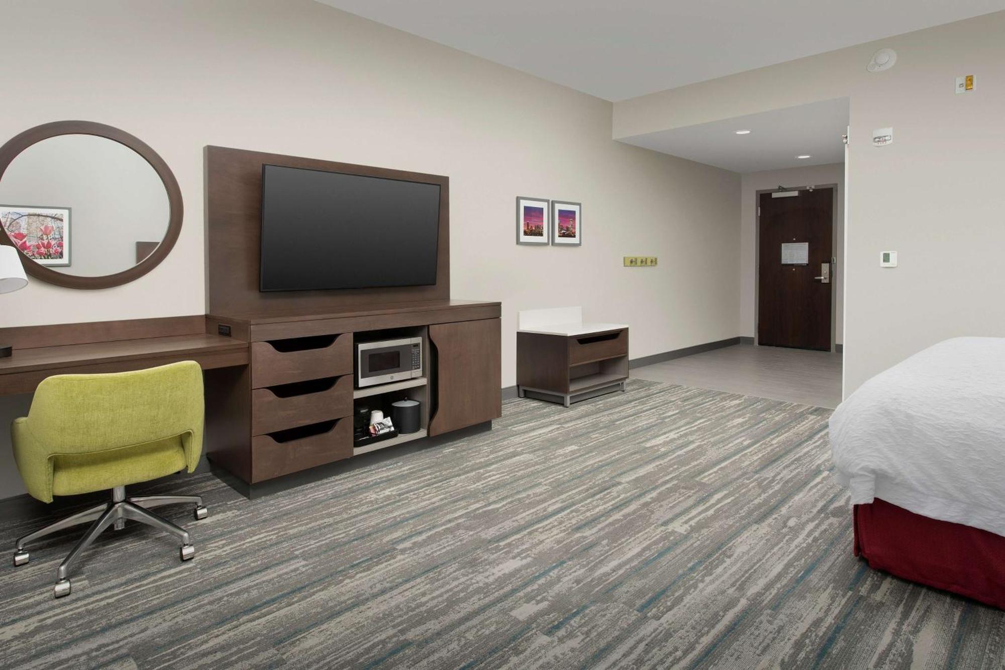 Hampton Inn & Suites Charlotte Airport Lake Pointe Dış mekan fotoğraf