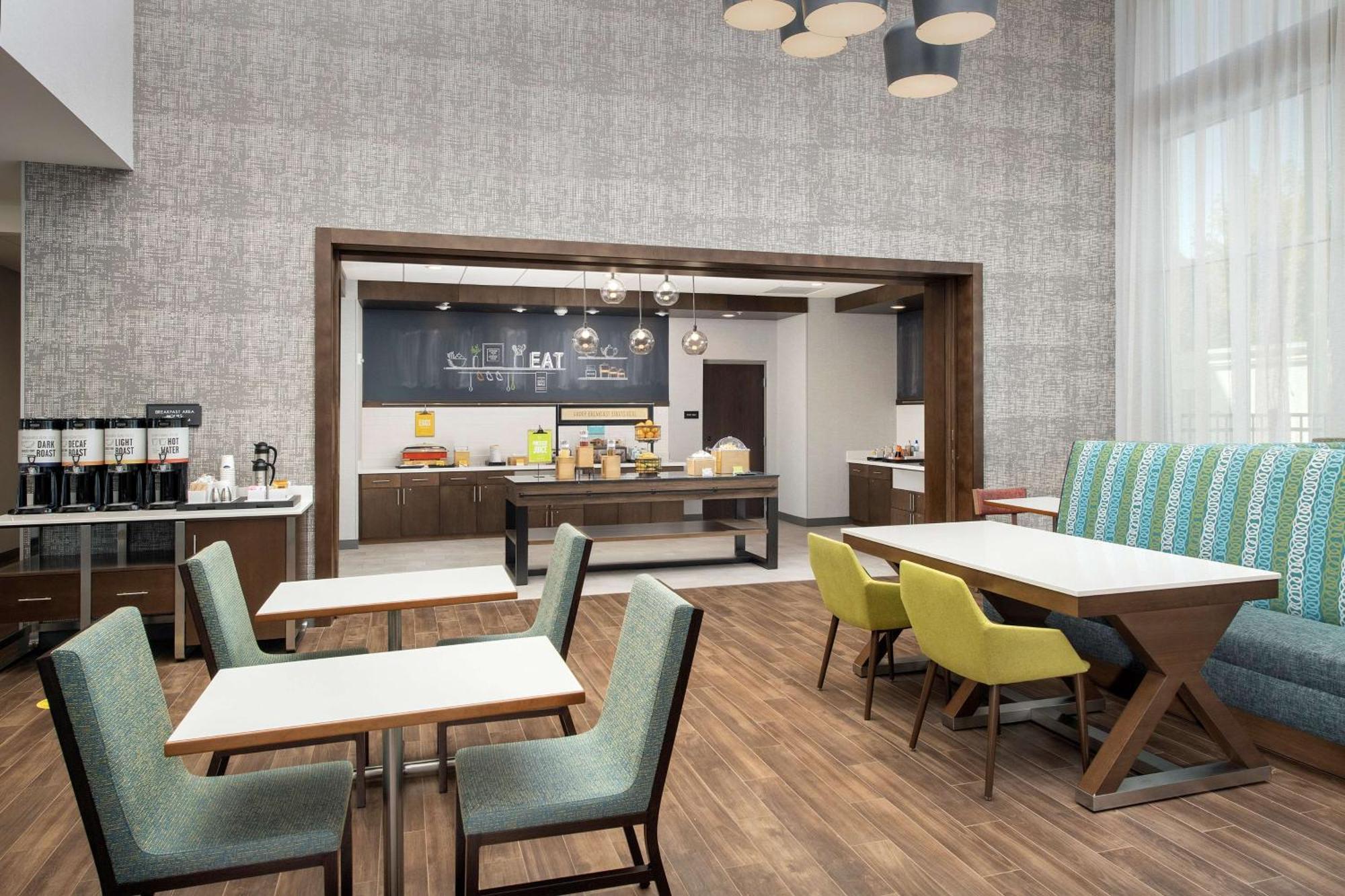 Hampton Inn & Suites Charlotte Airport Lake Pointe Dış mekan fotoğraf
