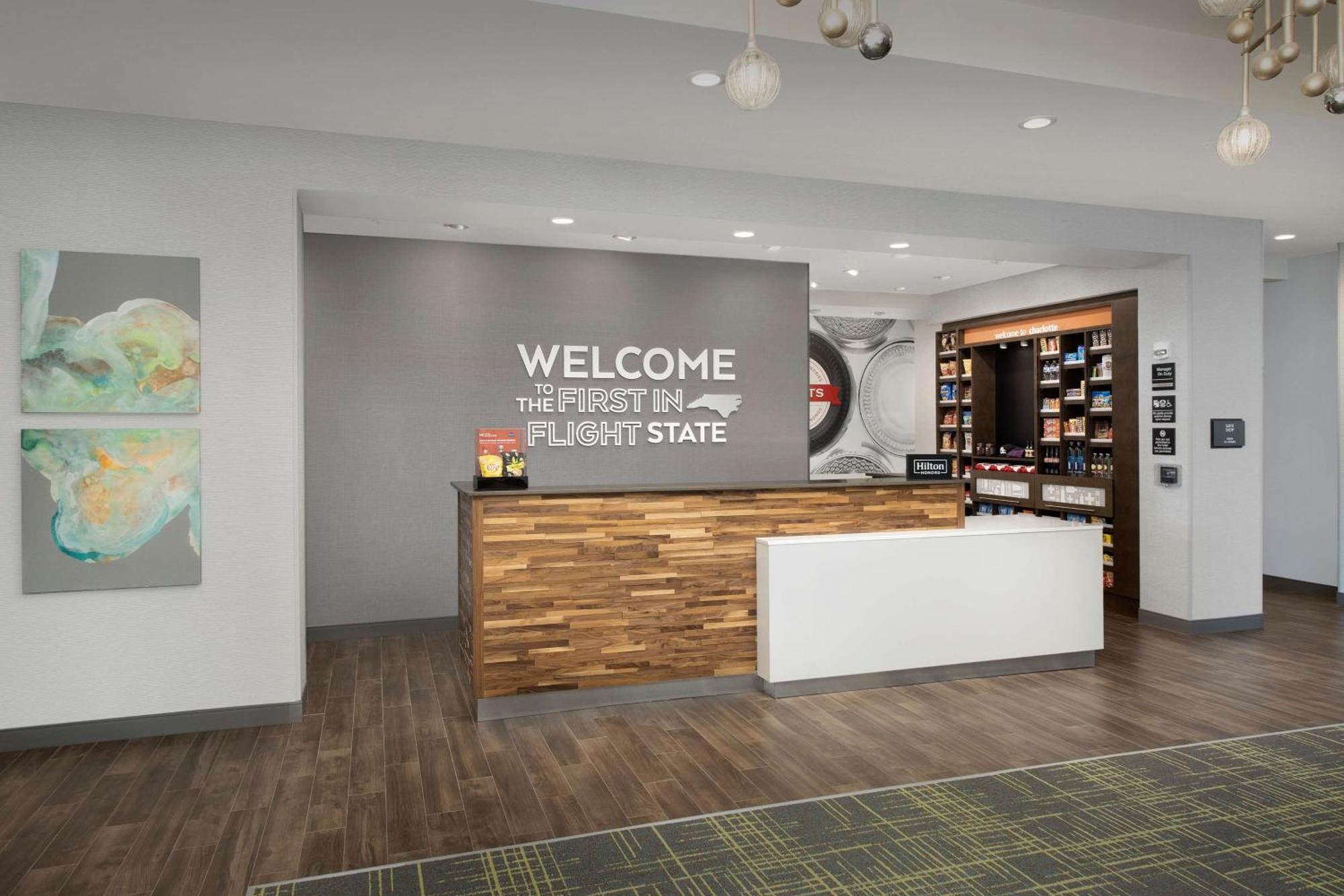 Hampton Inn & Suites Charlotte Airport Lake Pointe Dış mekan fotoğraf