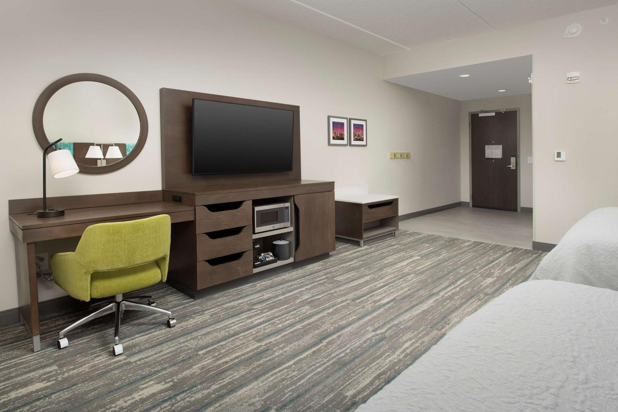 Hampton Inn & Suites Charlotte Airport Lake Pointe Dış mekan fotoğraf